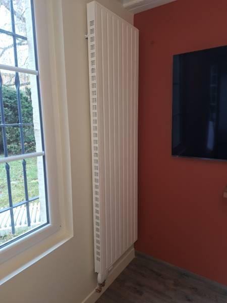 Remplacement d’un radiateur fonte par un radiateur acier Chappée vertical à Verneuil-sur-Avre (27130)