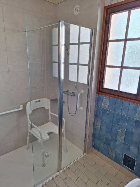 Création de douche à l'italienne norme PMR dans les Yvelines